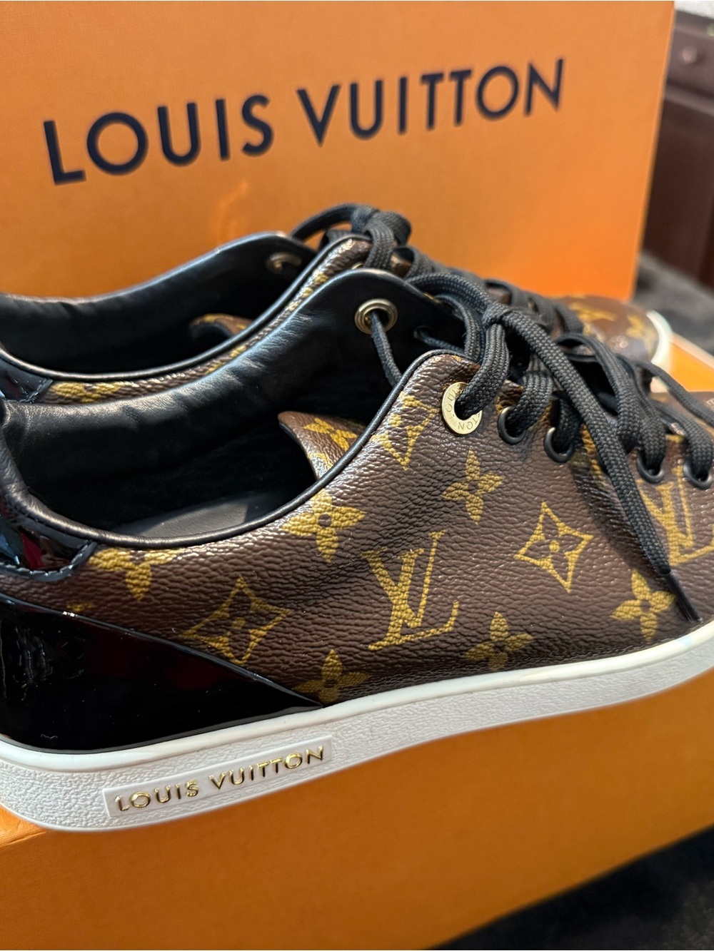 Women’s Louis Vuitton Brown Monogram Leather Sneakers authentic - Picture 7 of 8